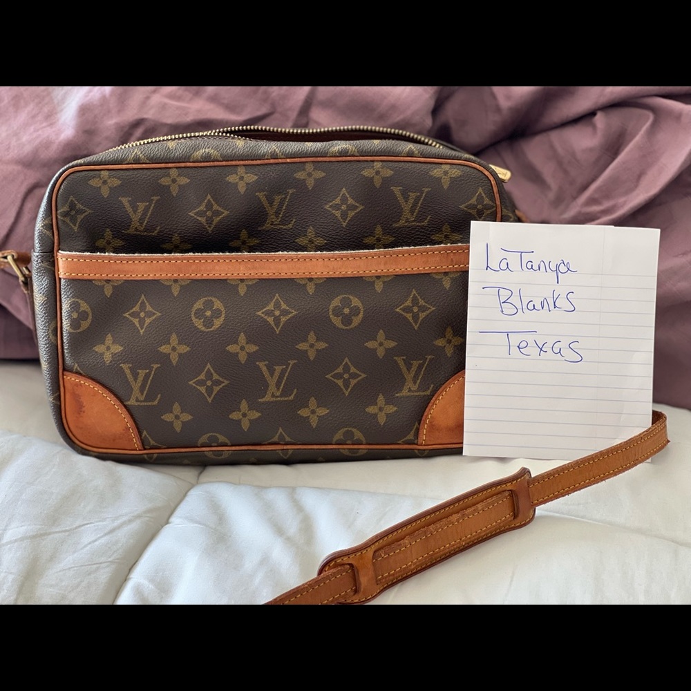 LV Trocadero 27